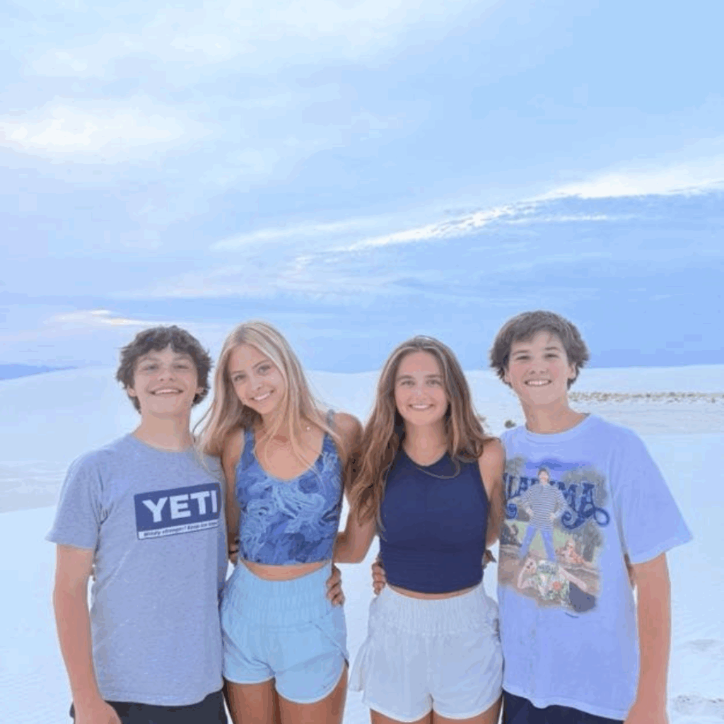 four students at the white sands national park