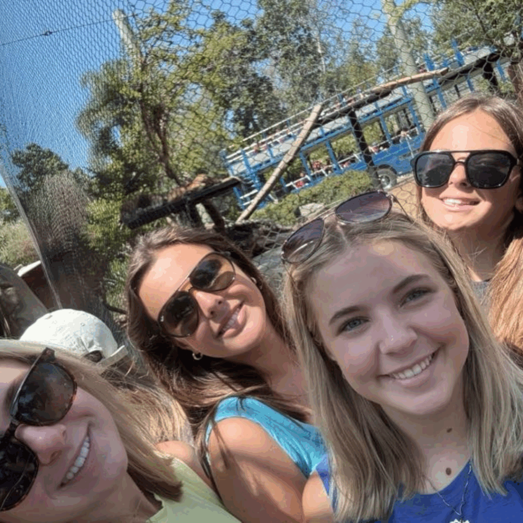grand western tour students selfie 