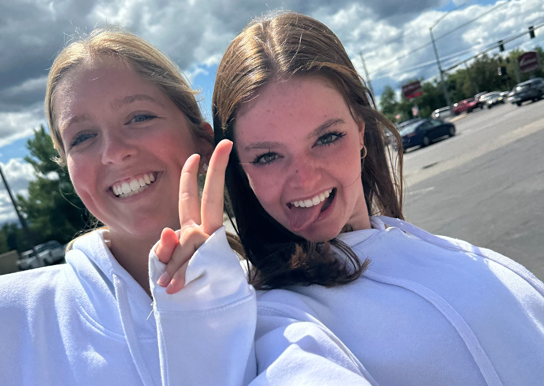 two students ready for roadtrip day